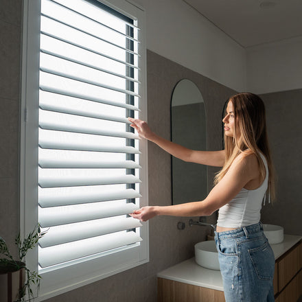 How to install Shutters